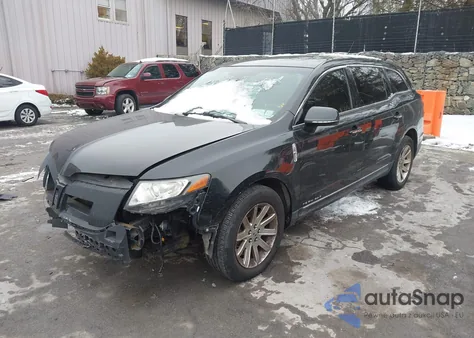 2014 Lincoln Mkt Livery z USA, uszkodzony, nr VIN 2LMHJ5NKXEBL56193